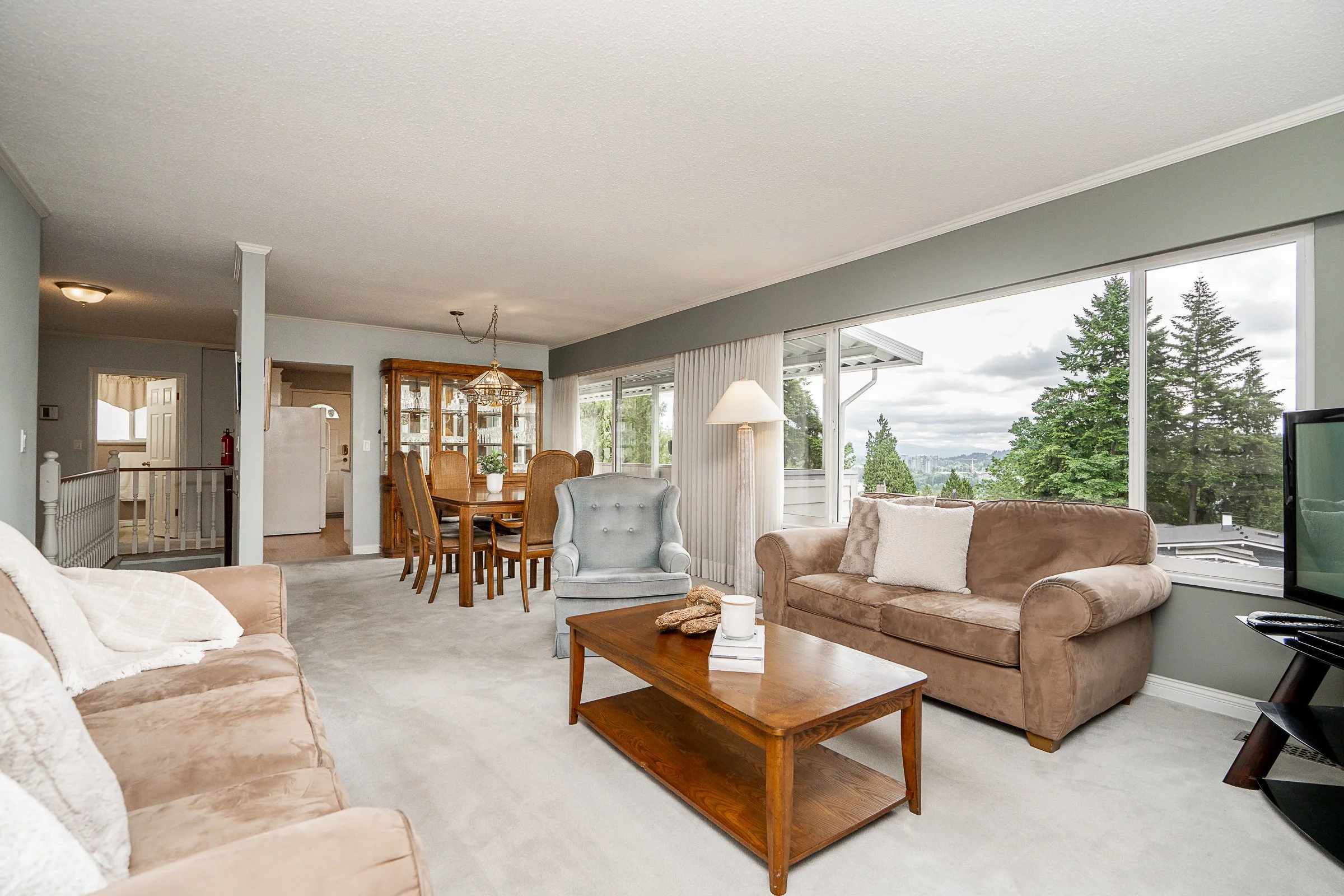 259-College-Park-Way-Port-Moody-Carolyn-Pogue-Best-Port-Moody-Realtor-4.jpg