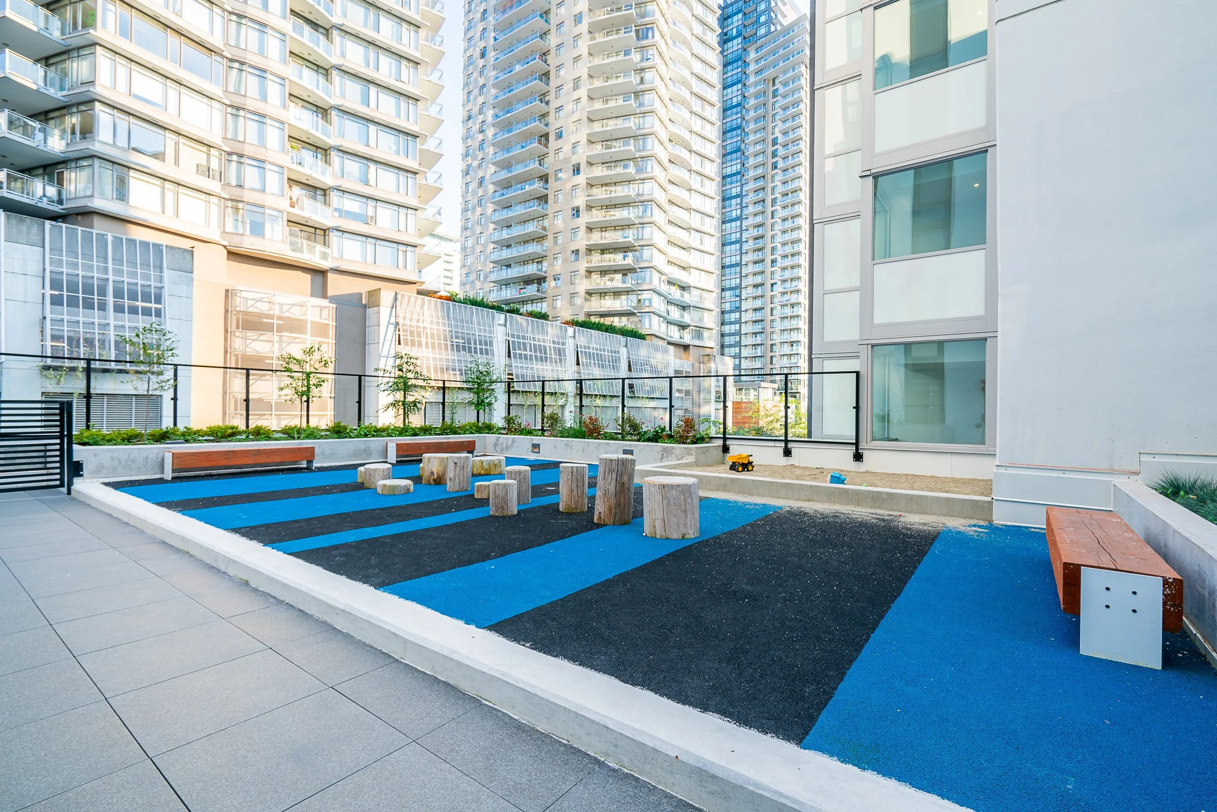 2901-823-Carnarvon-Street-New-Westminster-Carolyn-Pogue-New-Westminster-Realtor-56.jpg