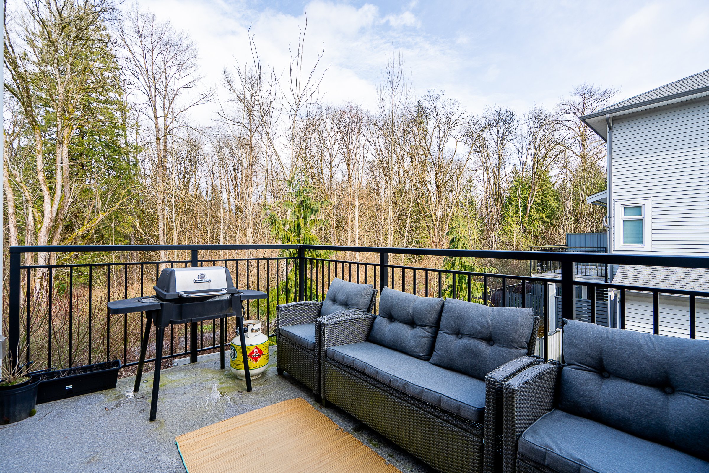 22 9718 161A Street Surrey Carolyn Pogue Surrey Realtor