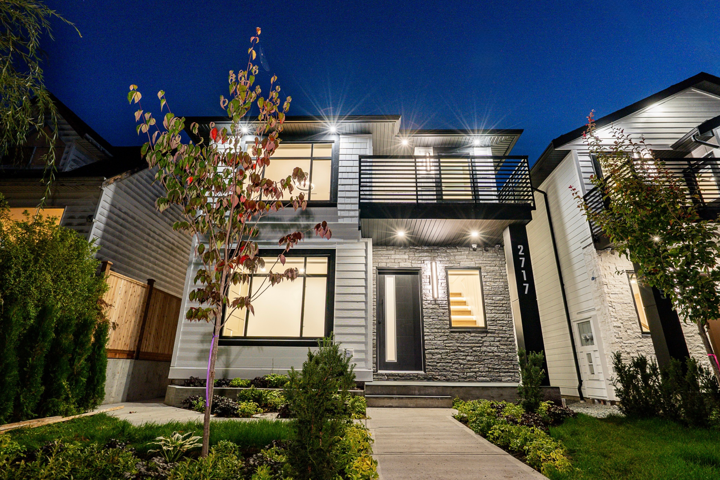 2717 HENRY STREET | Port Moody