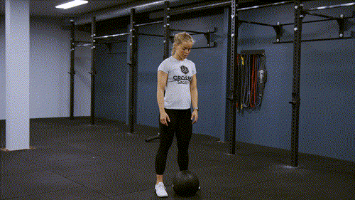 Dead ball squat clean to shoulder