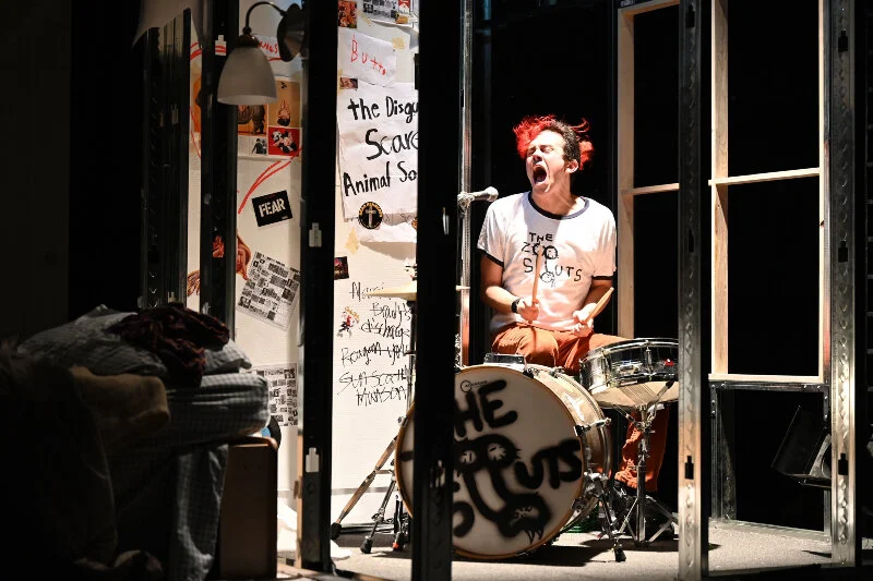 punkplay raves: Stage Raw Review