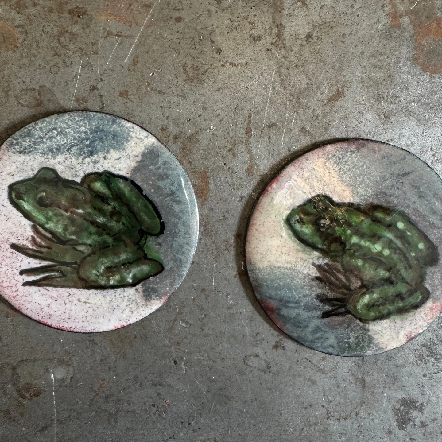 Just finished up these guys this week to sell one of them to a customer at the Art in the Barn show On the grounds of Advocate Good Shephard Hospital, 450 West Highway 22. Barrington. IL. 60010. We had a fun day today, and I'll be there tomorrow too.