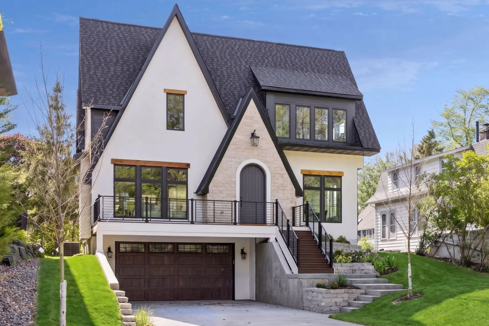 !Front - 3836 Vincent Avenue South.jpg