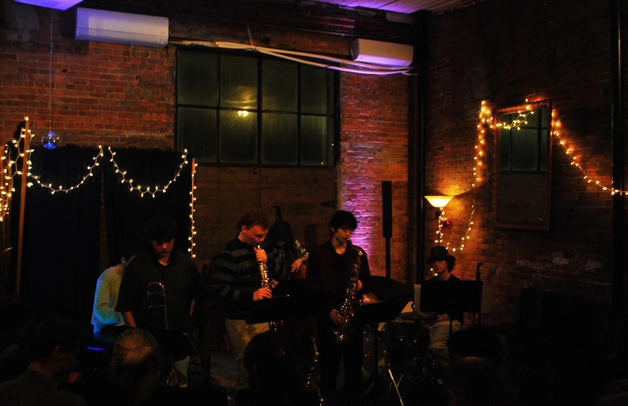 Quantum Committee Sextet