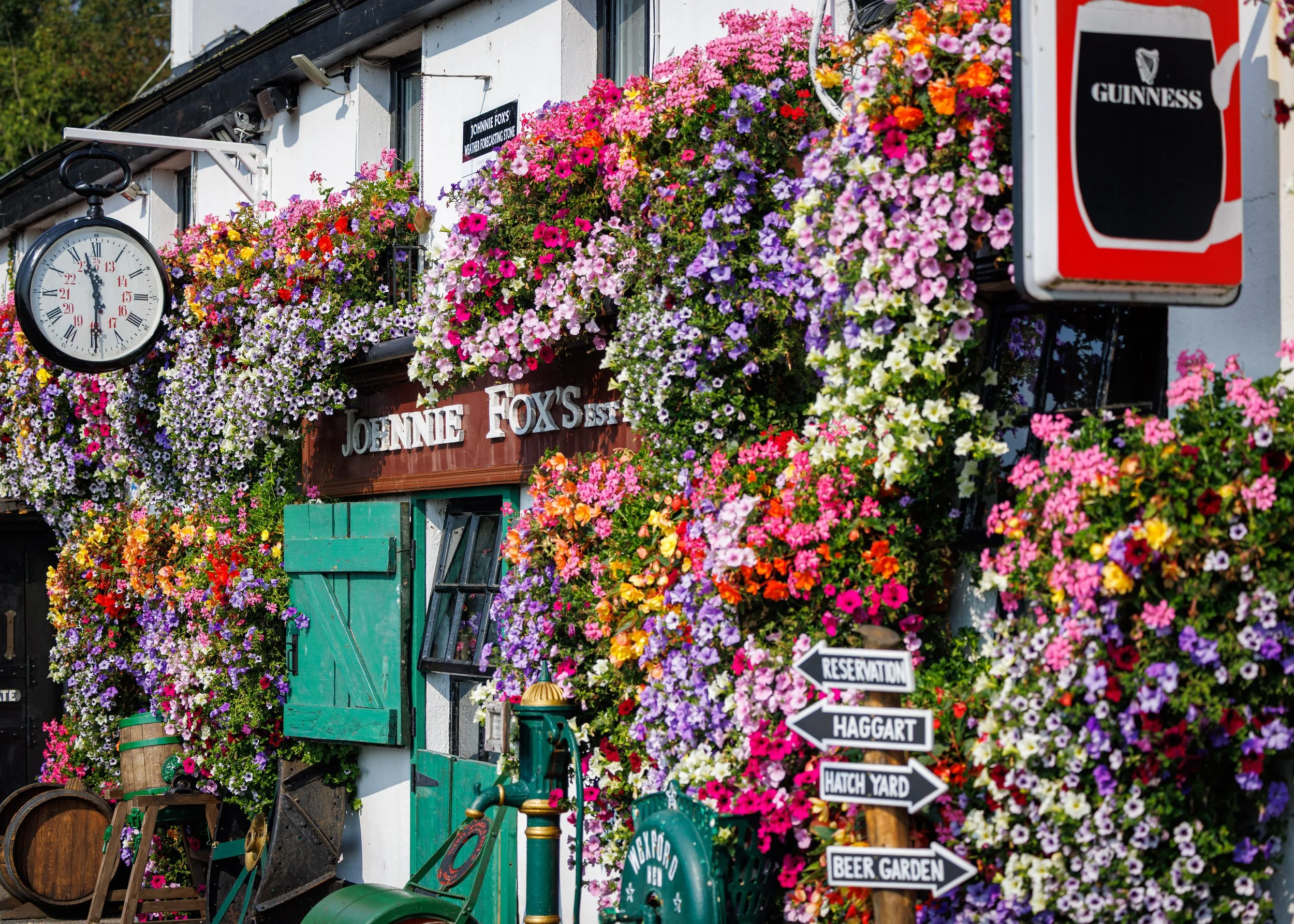 Foxs Exterior-10.jpg
