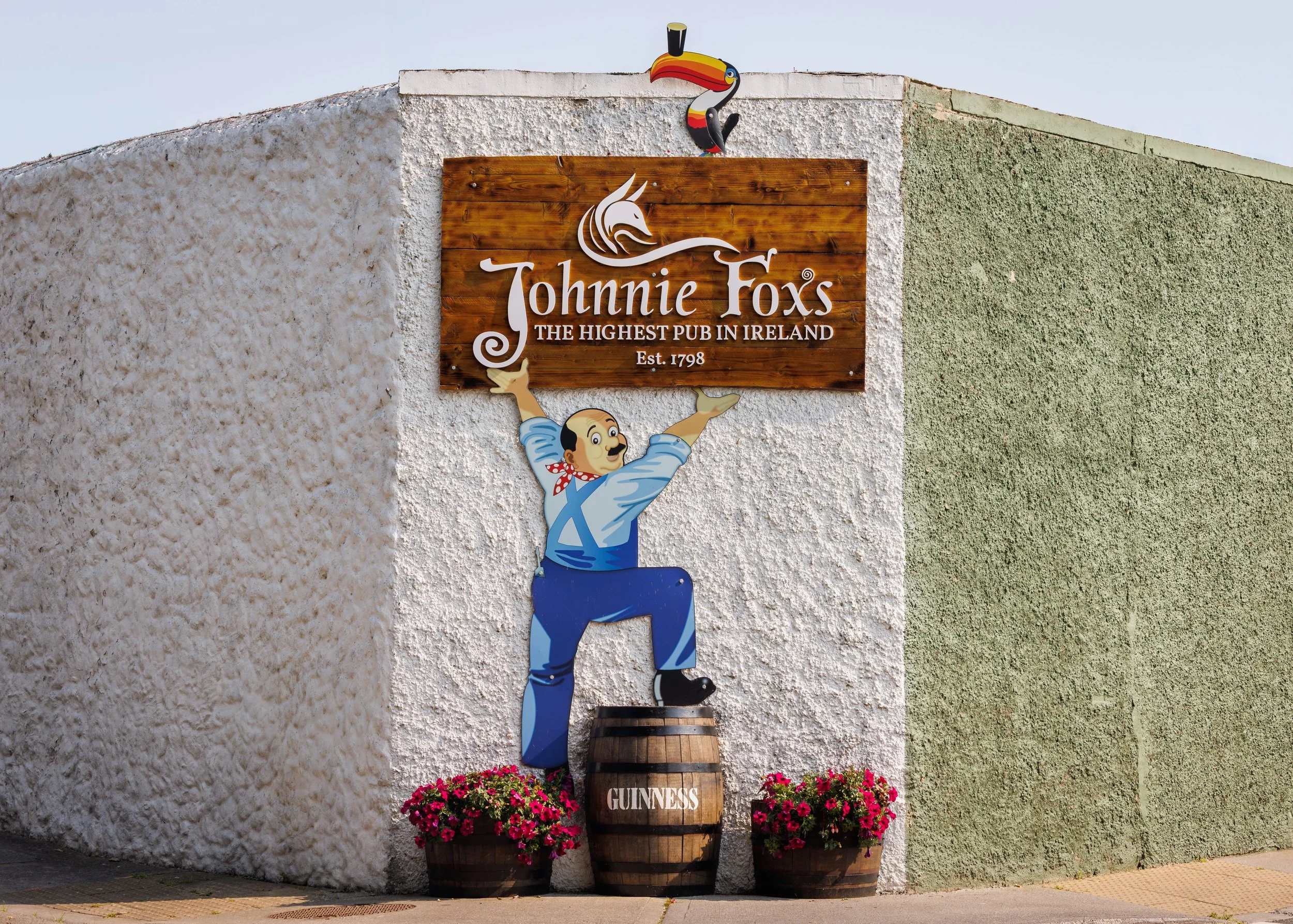 Foxs Exterior-31.jpg