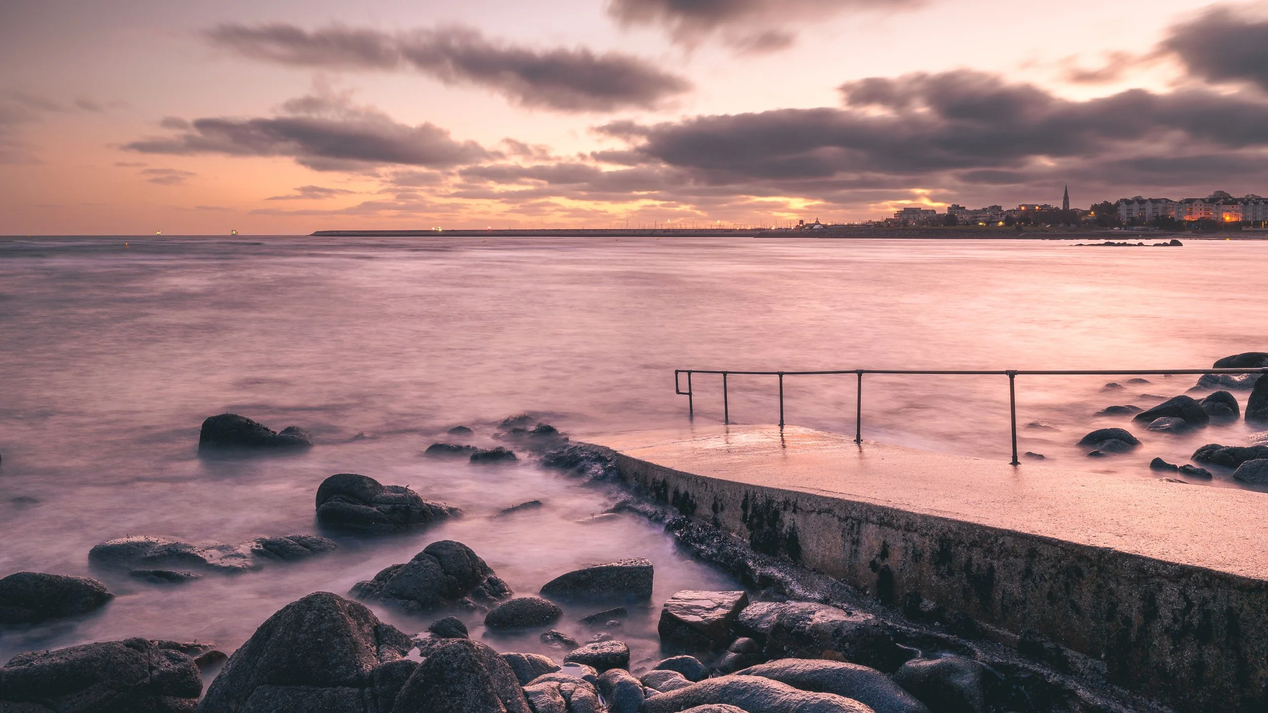 Salthill_Monkstown Bathing.jpg