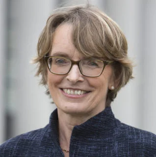 Llywydd Anrhydeddus: Y Fonesig Hilary Boulding