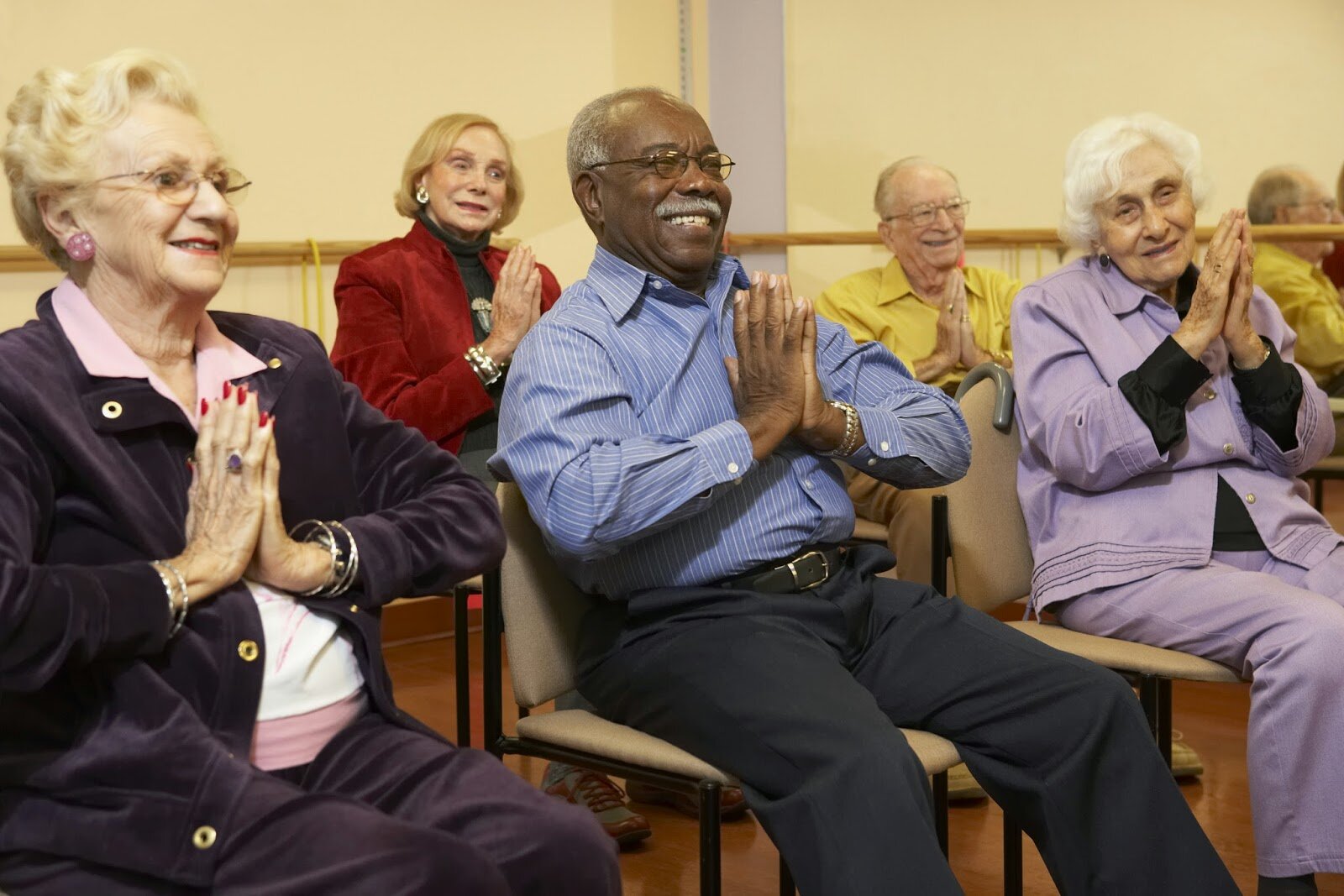 Residents Clapping.jpg