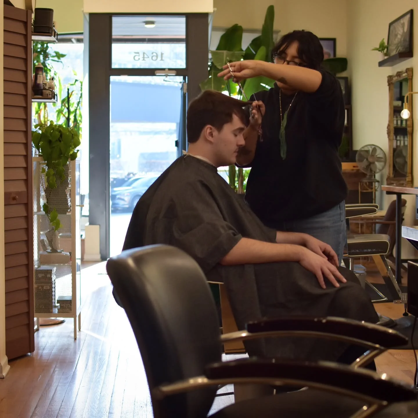 Happy to have made it through the cold few January weeks we had. Feels refreshing to finally be able to keep the door open while we work. We're keeping busy lately with regulars and have been seeing quite a few new faces in the chair as well. We rece