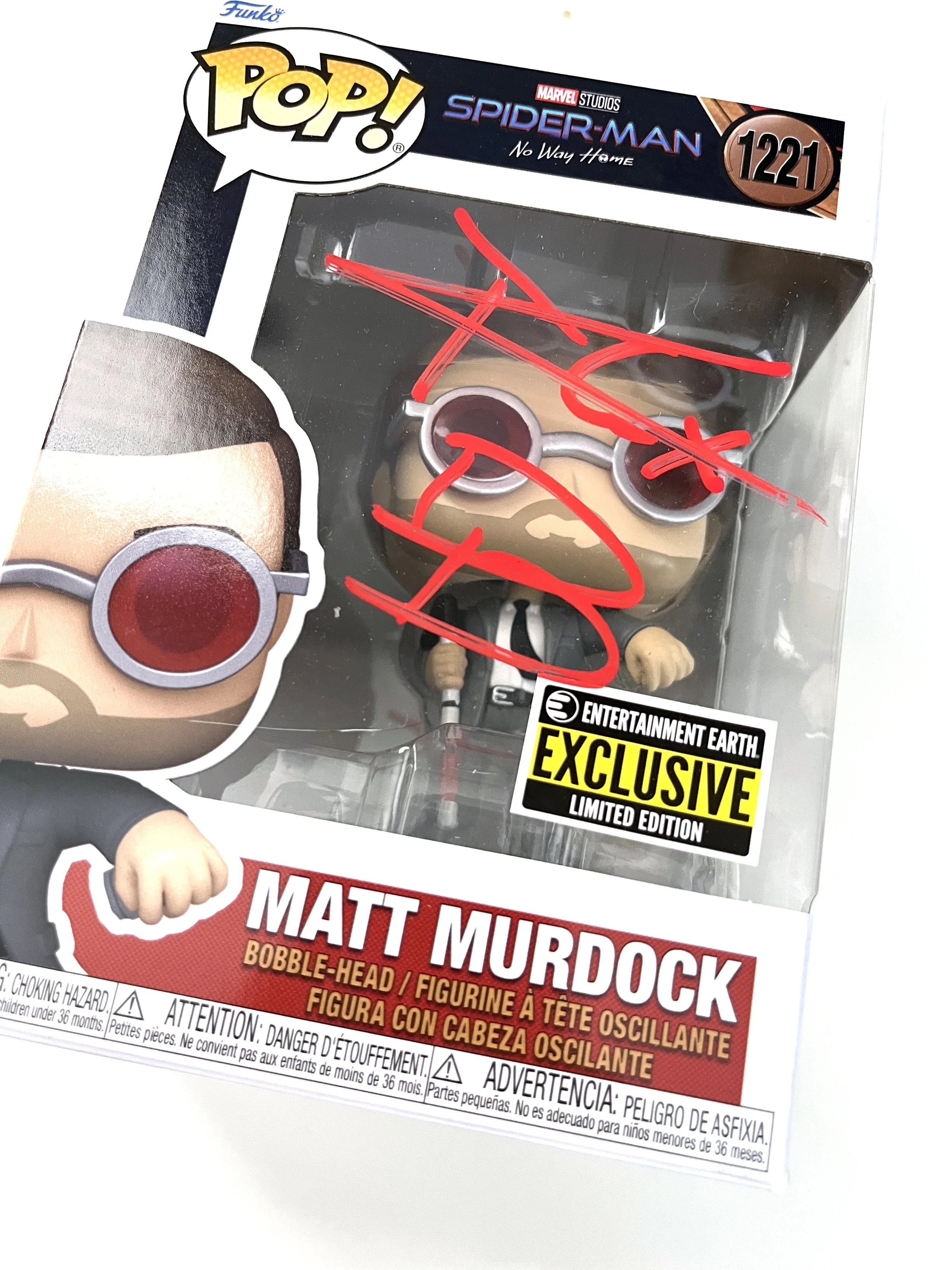 Matt-Murdock-Funko_Charlie-Cox_2.jpg