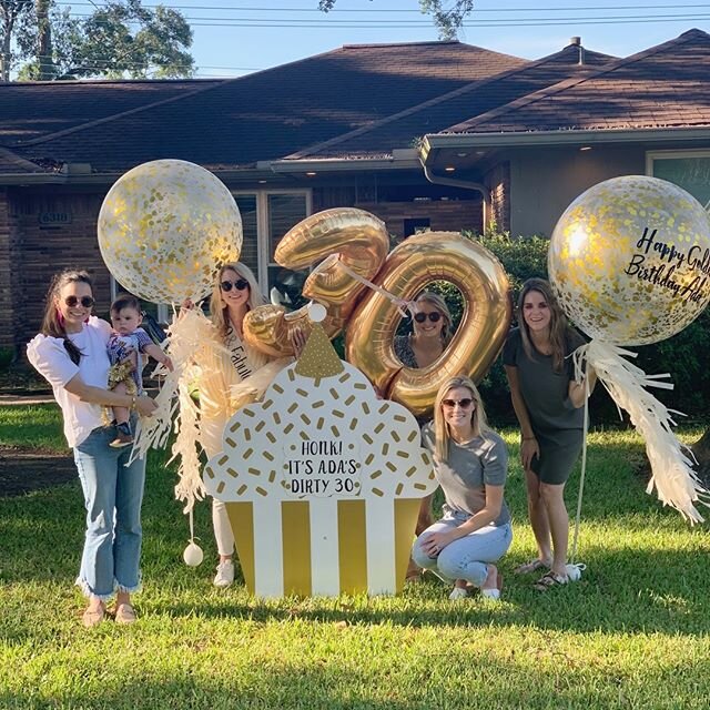 In a champagne and cupcake state of mind with Ada's 30th balloon creations. ⁠
⁠
Grab your gals and celebrate with a drive-by birthday party. To order and get started, visit our website and complete the 'order' form. ⁠
⁠
Host: @jennahpeeples⁠
Birthday