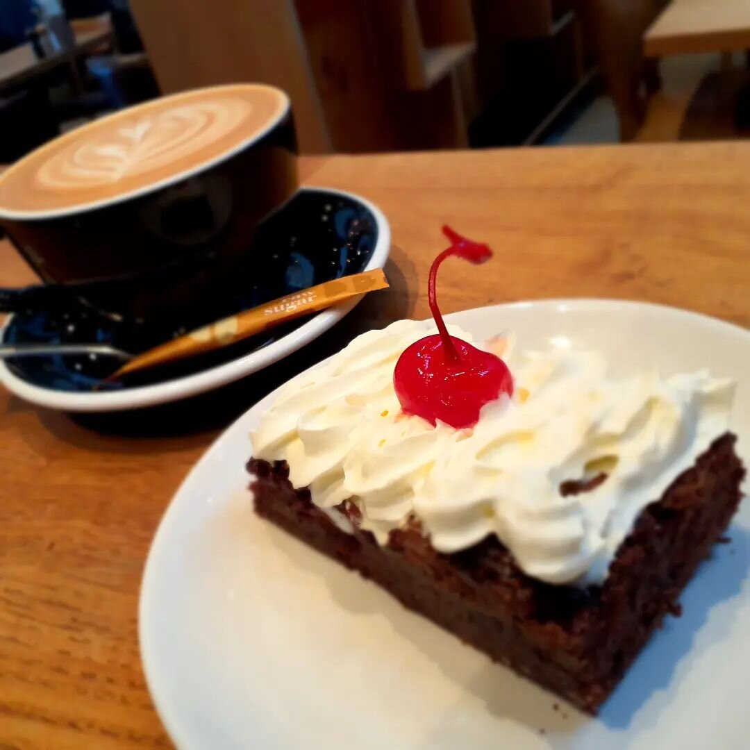 ☕️🍰😋

#wellington #coffee #treatyourself