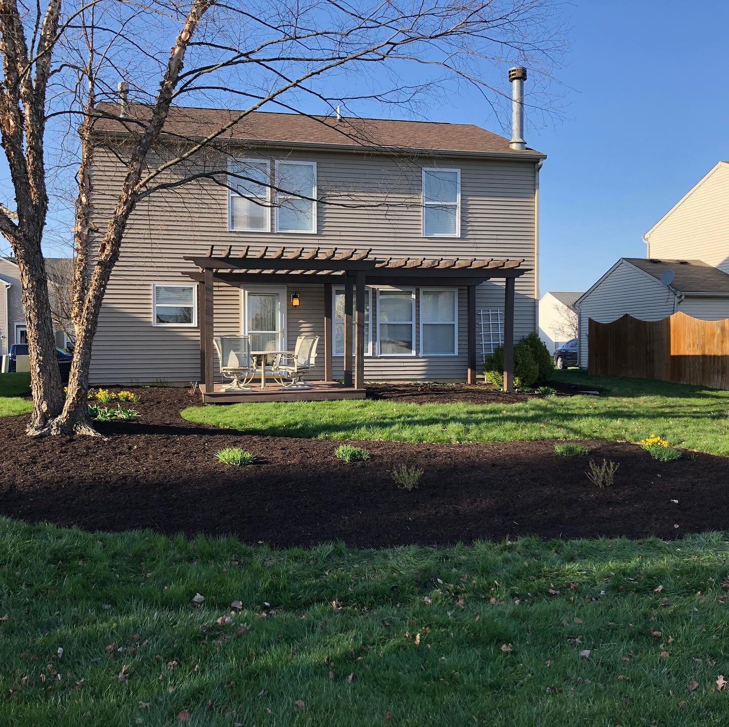 Refreshed mulch beds