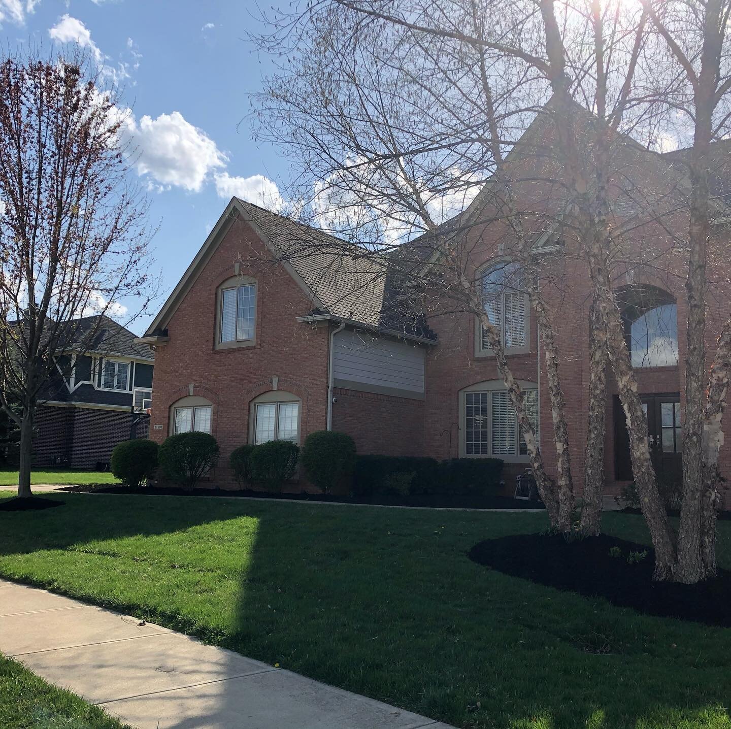 Spring clean up and laid new mulch