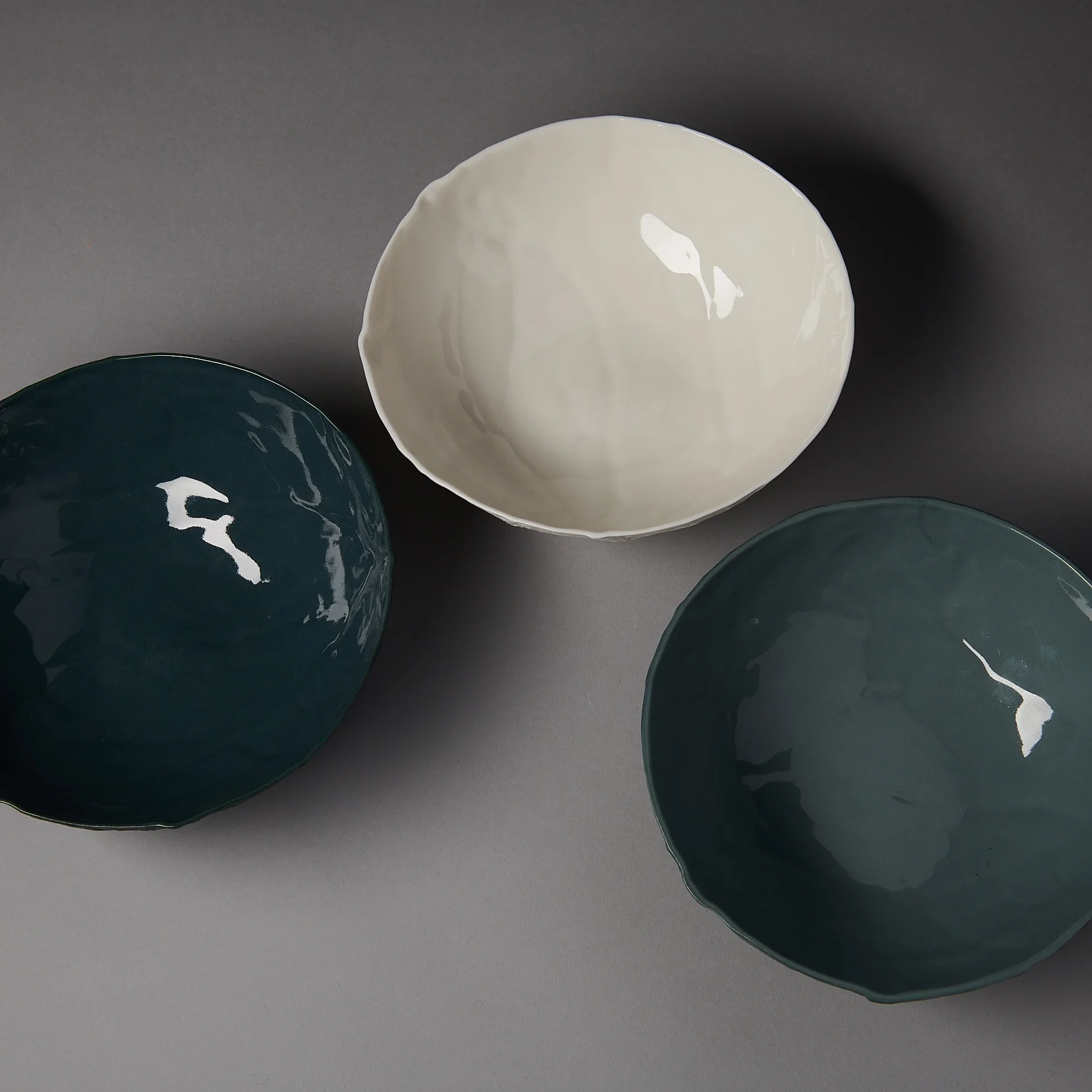 Caul bowl - from L to R -  petrol blue, white and slate - photo by Fred Kroh