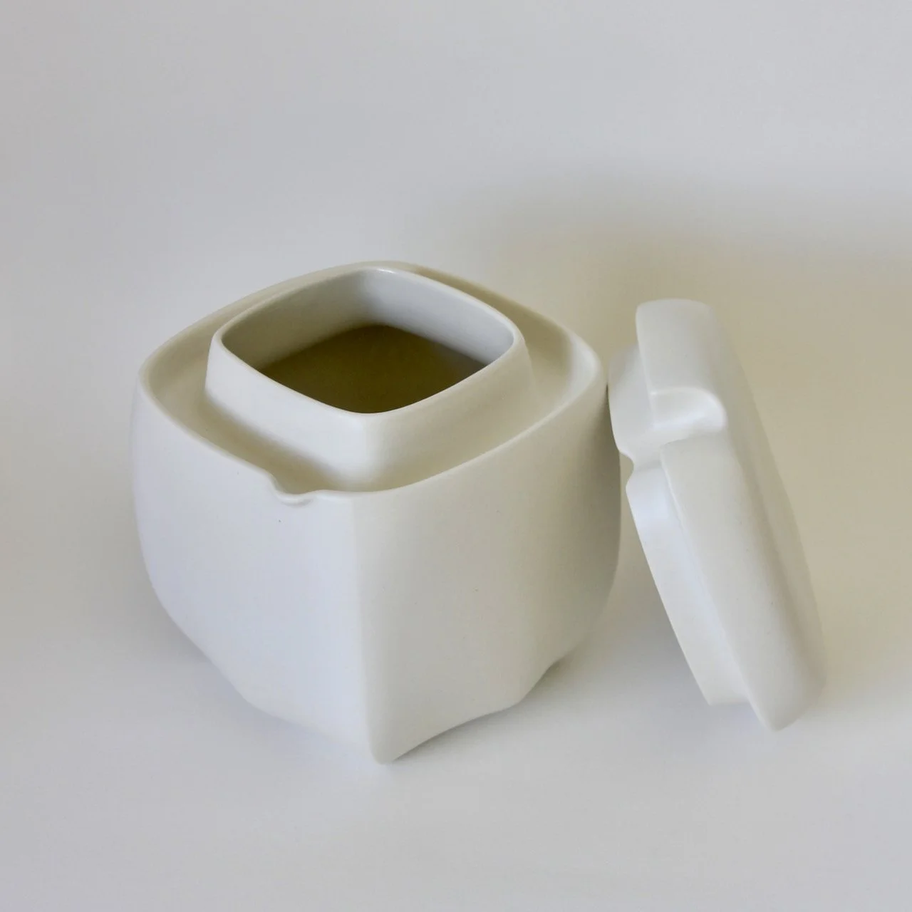 Handcrafted fermenting crocks Australia — pommegranite studios