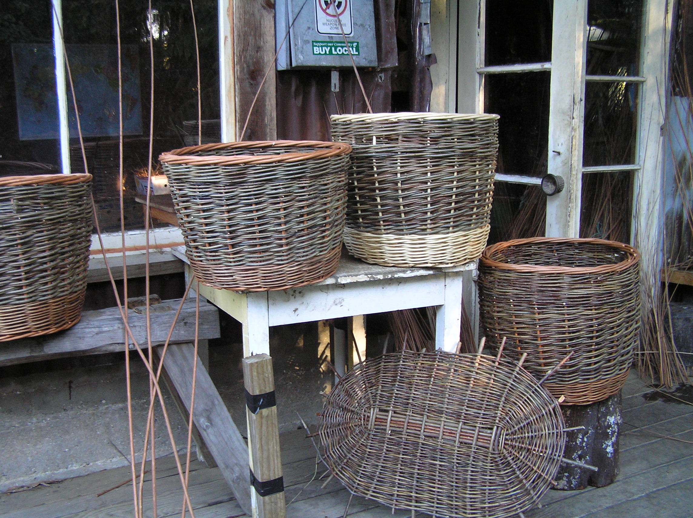 Wood baskets