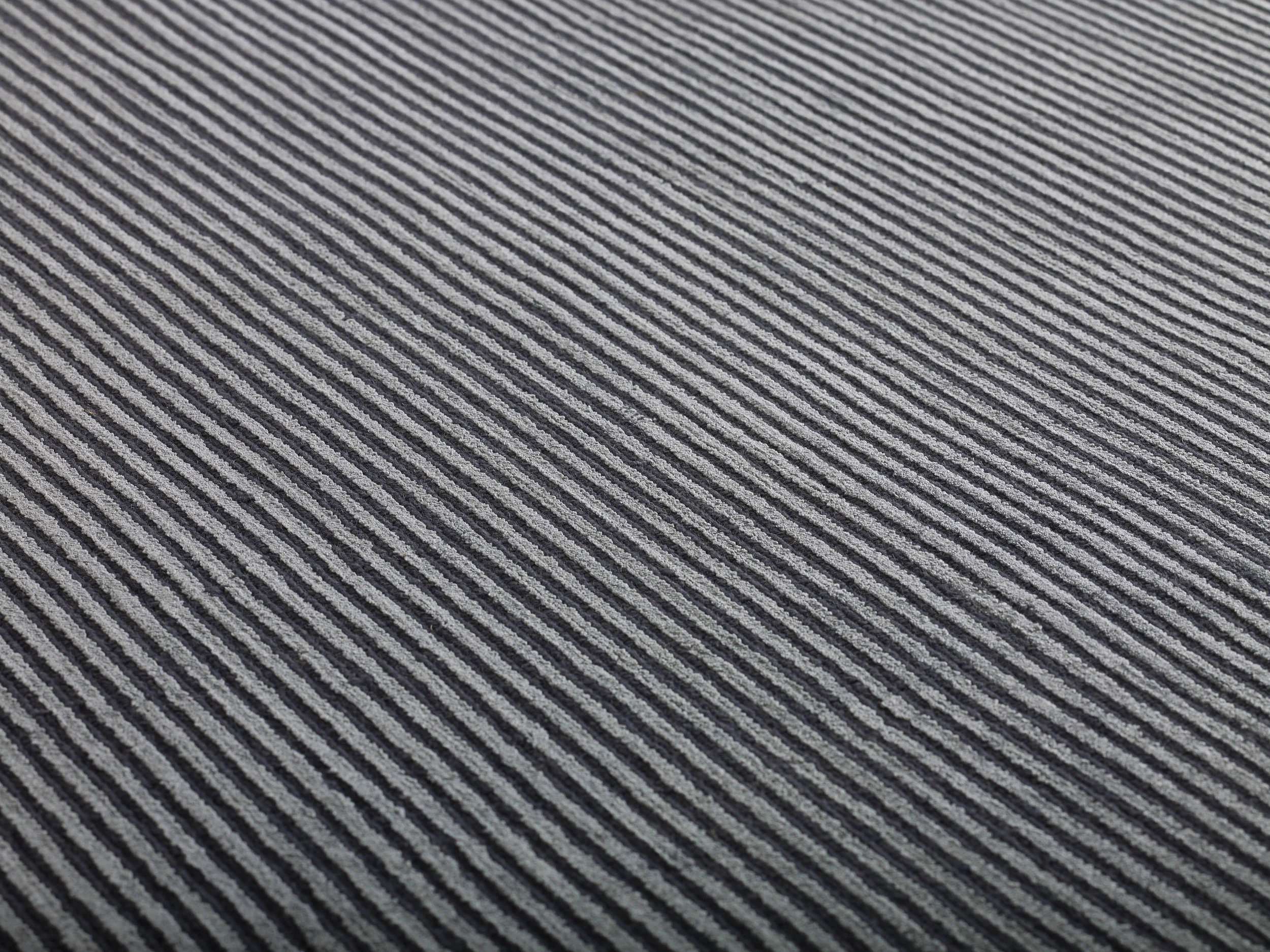 Liverpool-Dark Grey 02.jpg