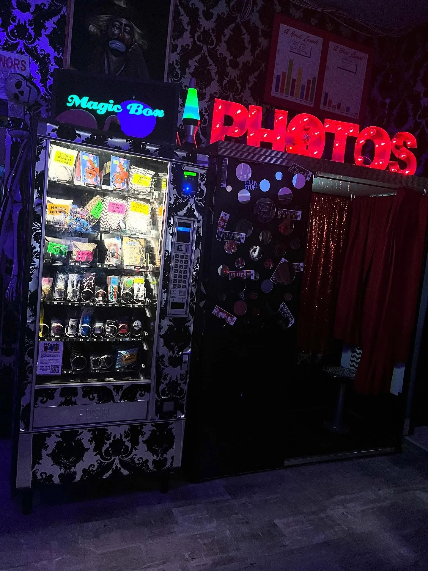 There&rsquo;s a lot happening this weekend at these Portland Magic Box locations:

Thursday
Nevins Again 6 PM at @landmarksaloon

@triviology 7 PM at @barebonescafeandbar

@bridgetowntrivia 7 PM at @spaceroompdx

Booka Shade 8 PM at @getdownpdx

Kara