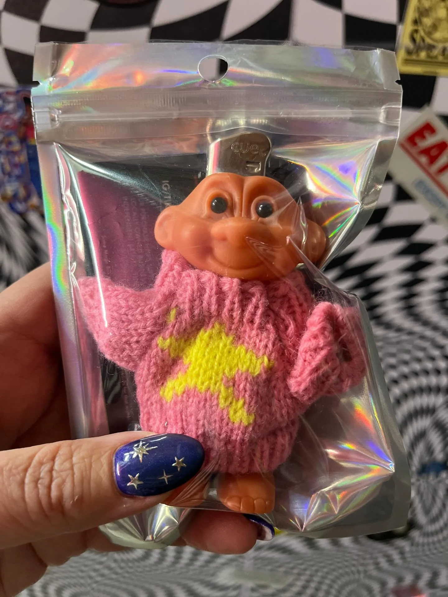 It&rsquo;s Ugly Sweater Day! This lil guy isn&rsquo;t going to win any sweater contests but YOU COULD! Tomorrow, 12/11 is the regularly scheduled @untappedtrivia from 6-8 PM at 
@pinkys.pizza and they&rsquo;re having Sweater Contest, with special pri