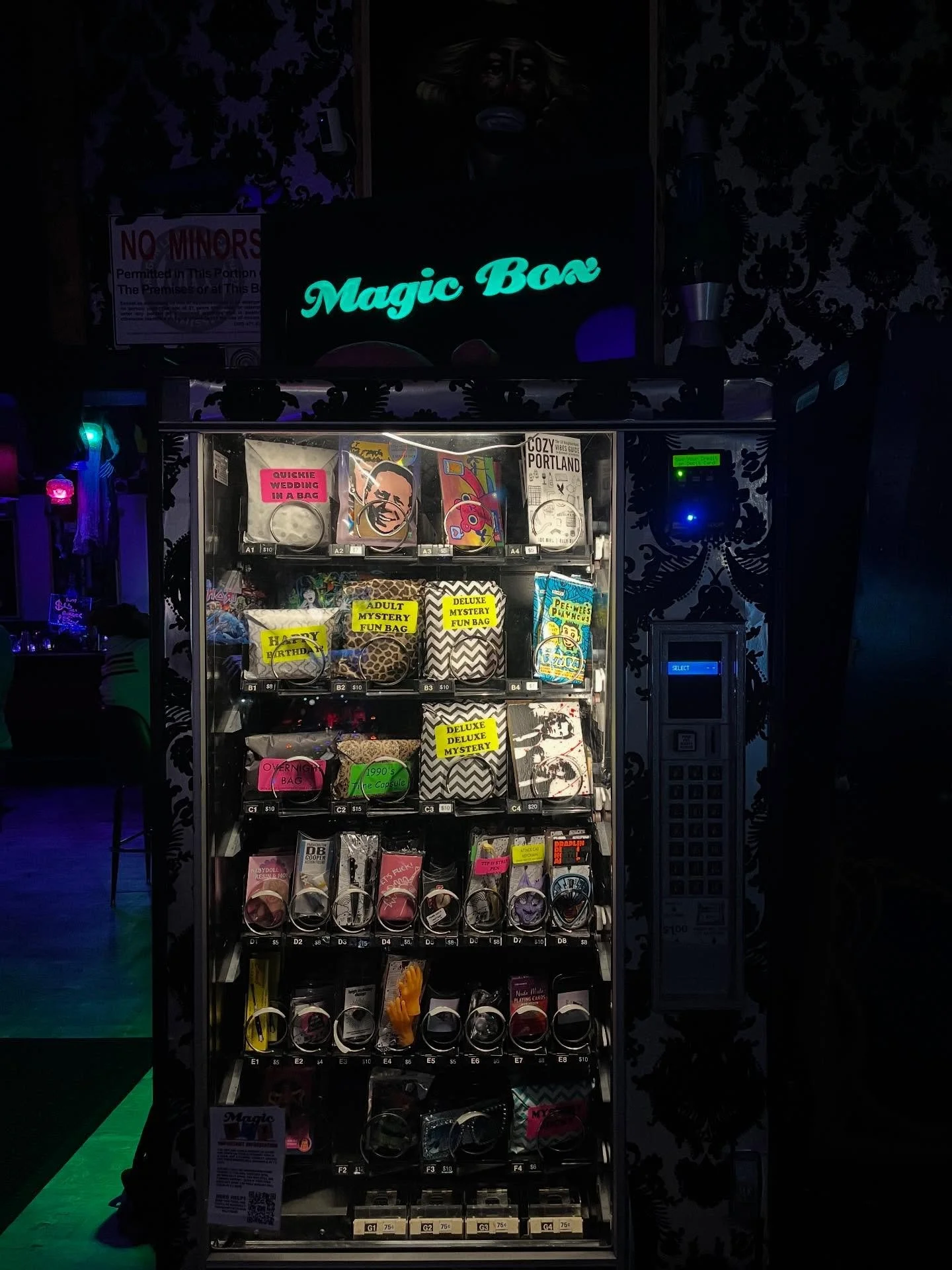 NEED some fun this weekend? Here&rsquo;s what&rsquo;s happening at some Portland Magic Box locations:

Friday
Karaoke 7 PM at @chopstickshowcanbe

DJ Action Slacks 8 PM at @dotspdx

Steve Stallone / Trippy Lips / Old Profanity 8 PM at @kellysolympian