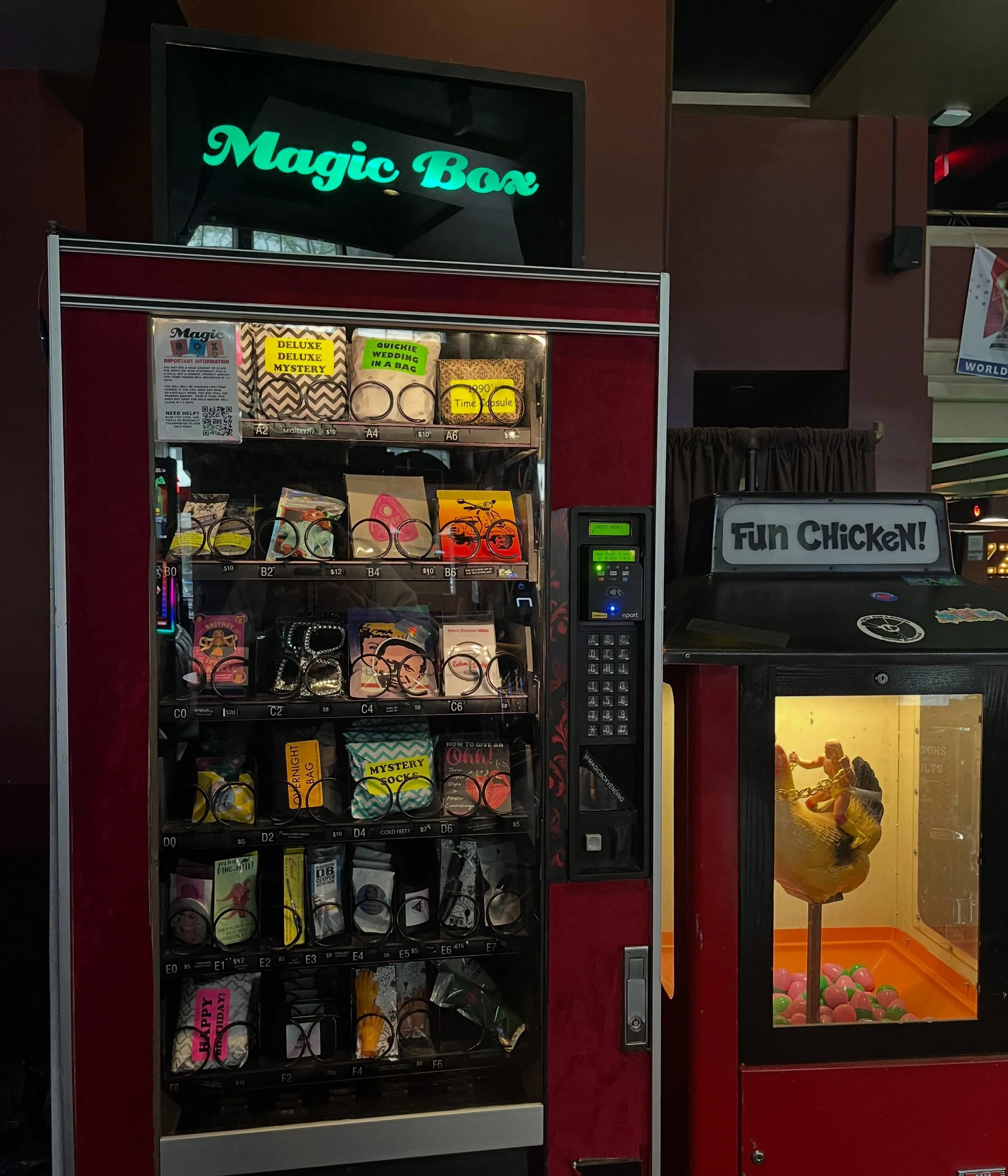 It&rsquo;s a big weekend! Here&rsquo;s what&rsquo;s happening at some Portland area Magic Box locations this weekend:

Friday
PDX Crafters Pop Up Shop 5 PM at @spaceroompdx

Karaoke 7 PM at @chopstickshowcanbe

Theo Croker 7:30 PM at 
@jacklondonrevu