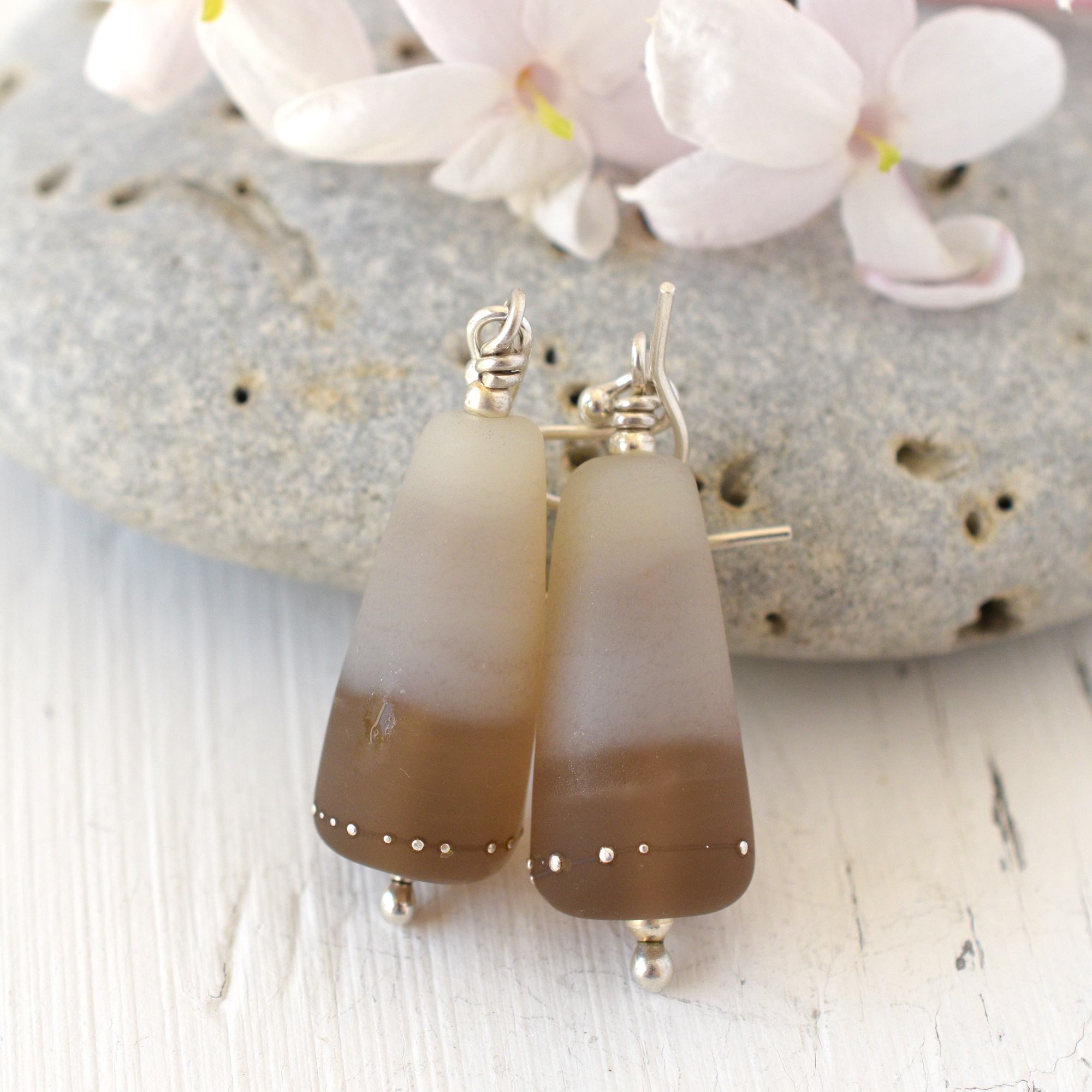Brown-drop-earrings-1211.jpg