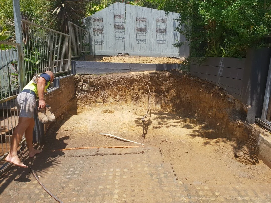 RESIDENTIAL EXCAVATIONS 👷🏼 Cut out for new retaining wall and boat storage.

Call Luke on 0403 646 556 for all of your earthmoving needs.

#SunshineCoastEarthmoving #SunshineCoastExcavations