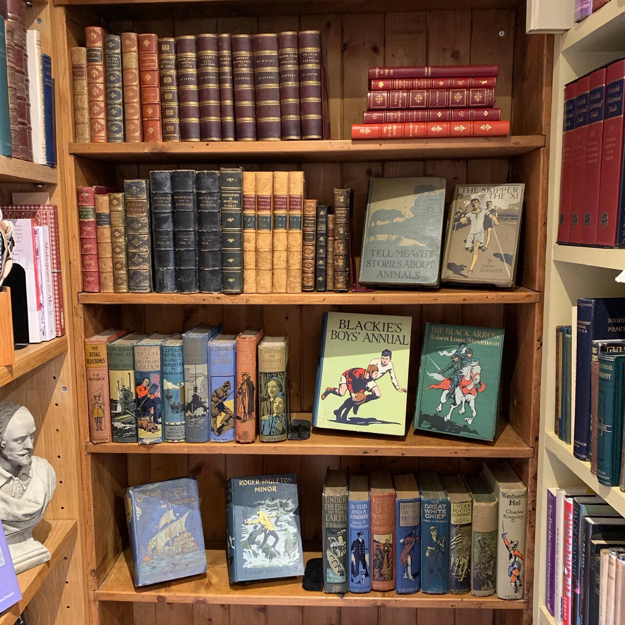decorative shelves.jpg