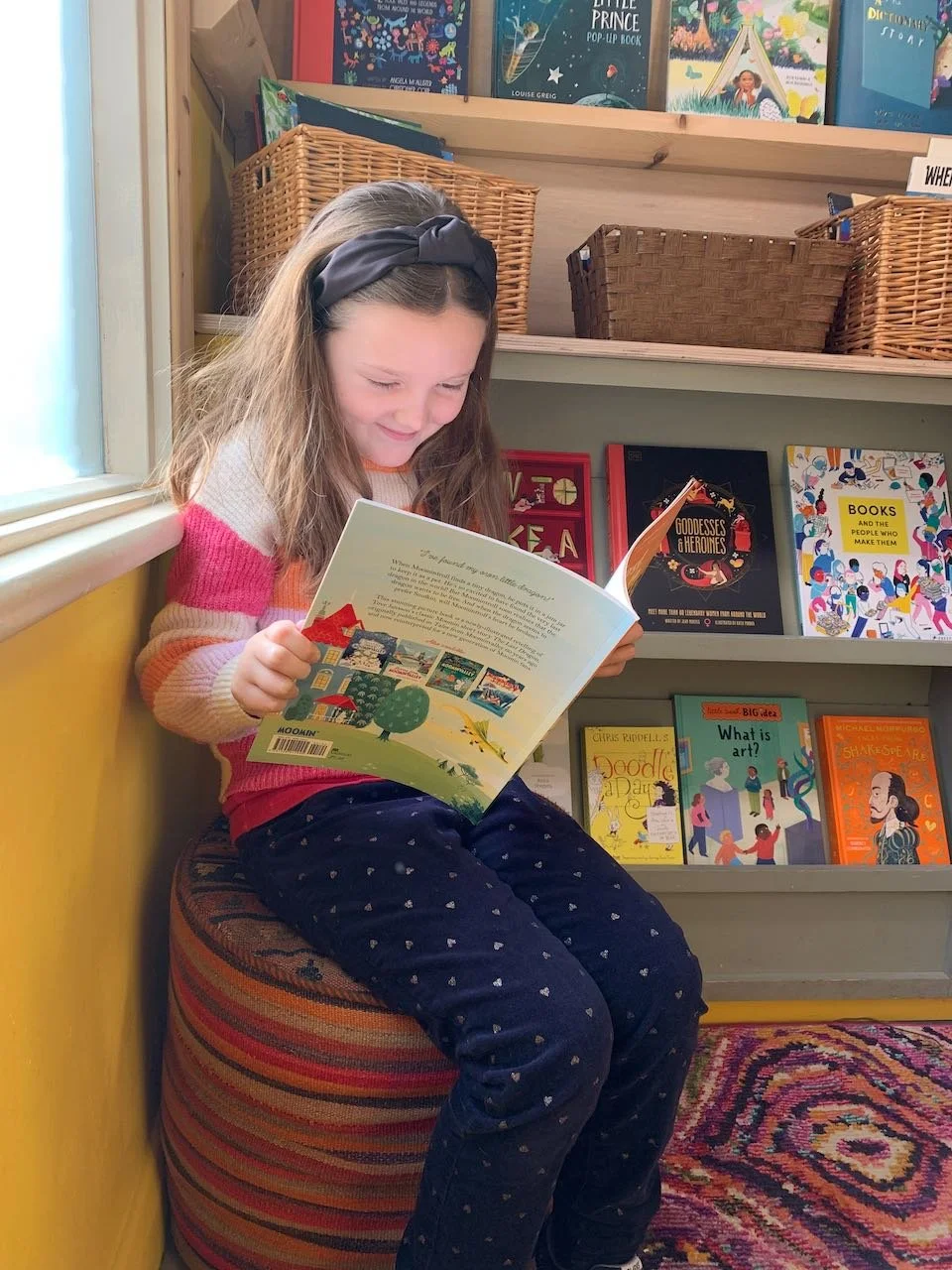 charlotte reads.jpeg