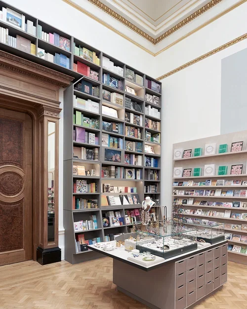 RA_180925_Shop_GalleryXi_0101.jpg.webp