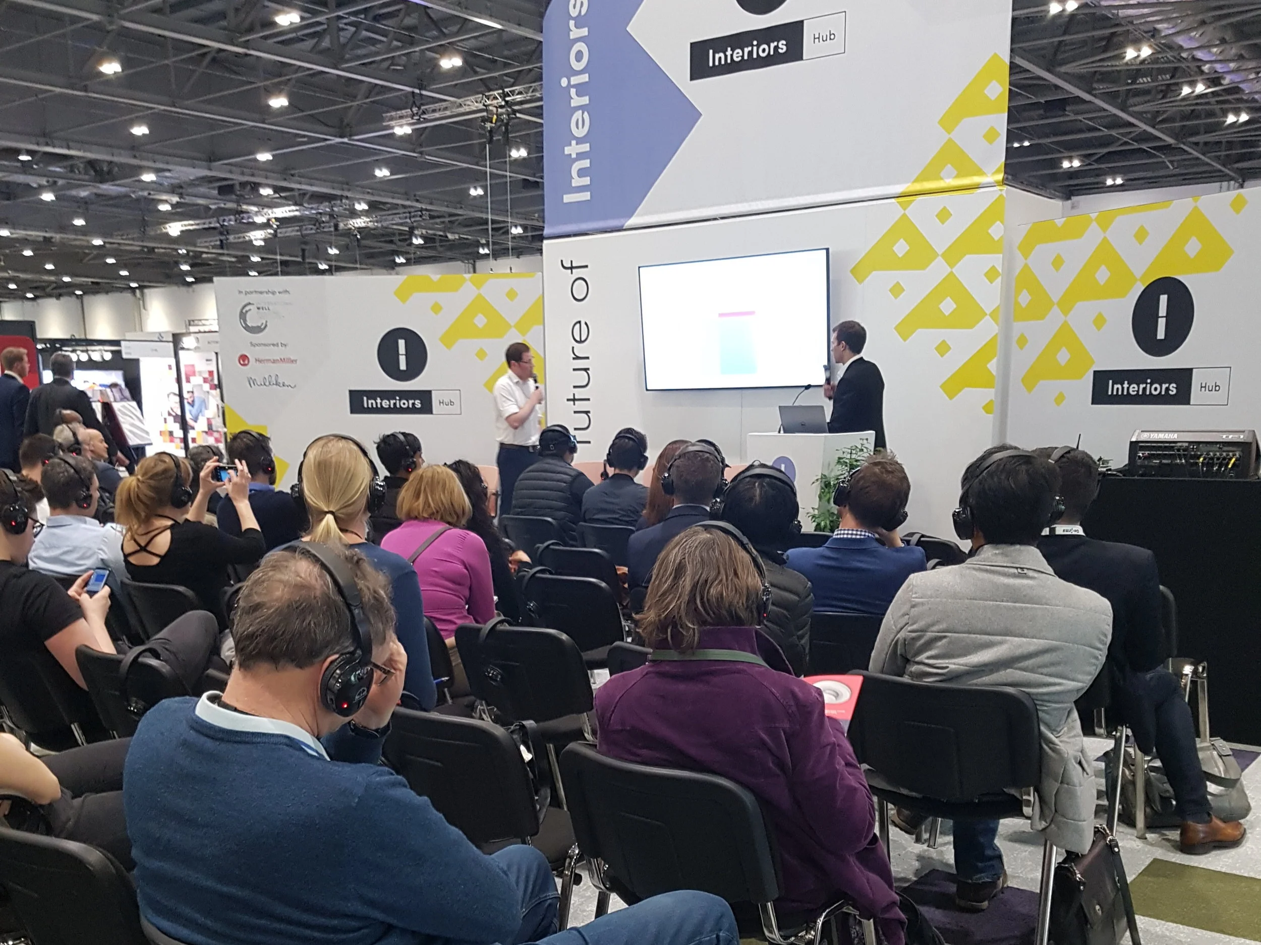 Wireless headphones for presentations or seminars