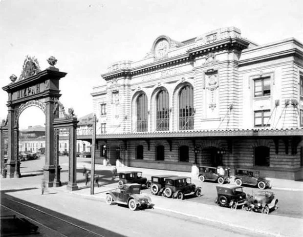 Union Station established 1881.