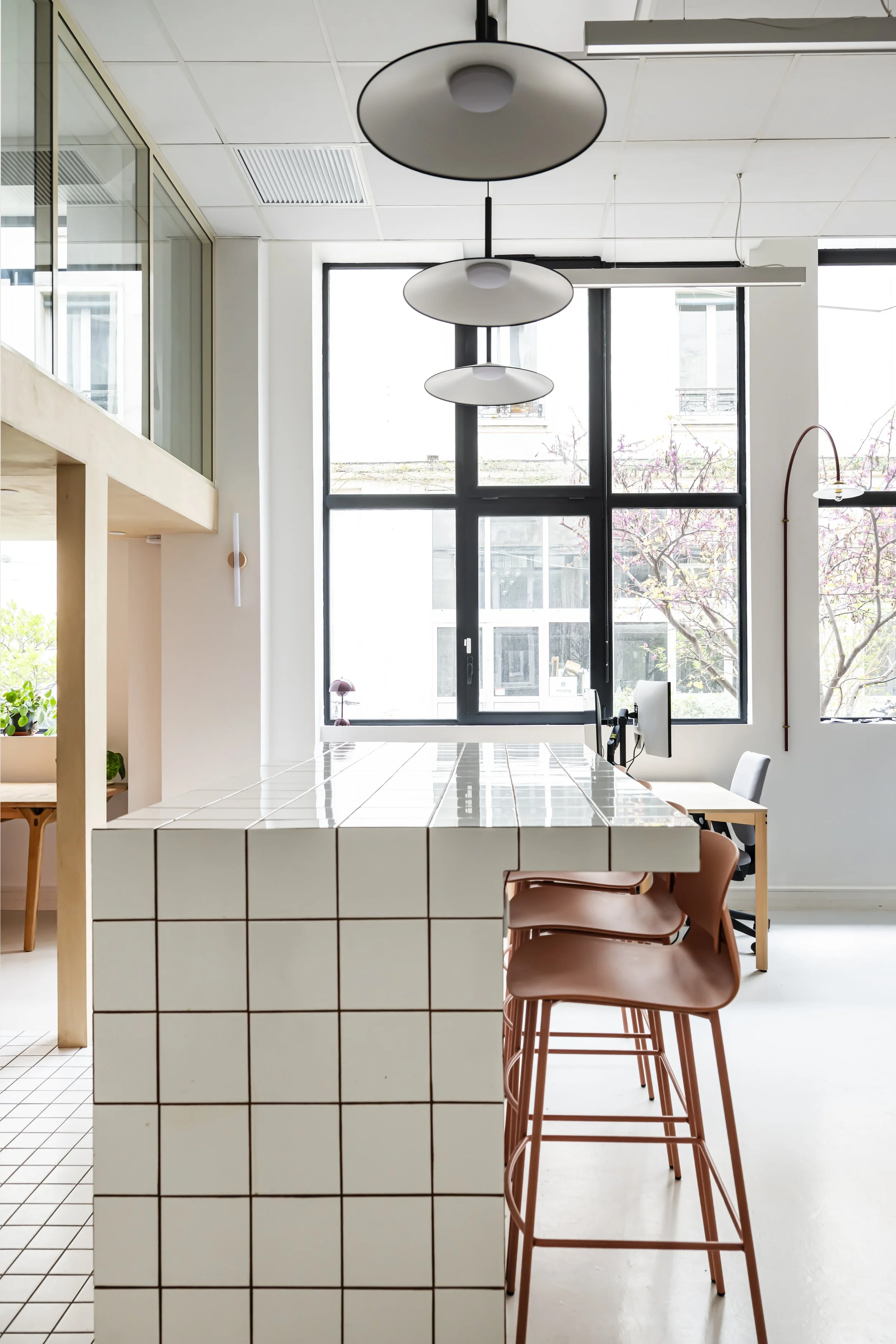 Rue Oberkampf (39)pub.jpg