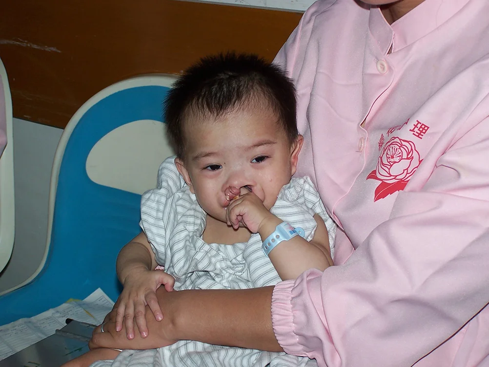 2003 Misc 2004 Misc China Cleft 306 copy_100Web.jpg
