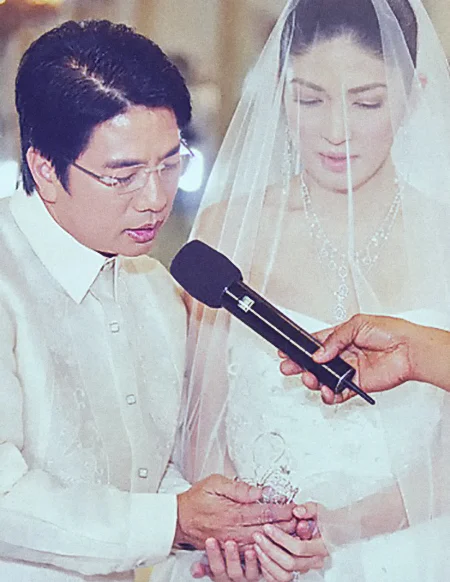 IMG_1750wedding-photography-willie-revillame-abs-cbn-pay-per-vire-tfc-celebrity-weddings-dar-ramos-photography-santuario-de-san-anontonio.jpg