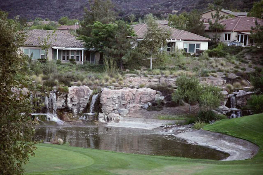 best-wedding-photographer-destination-wedding-photographer-los-angeles-st.monica-pre-nup-engagement-wedding-recpetion-church-bride-groom-wedding-photographer-dar-ramos-photographer-portrait-photographer-fashion-vancouver-la-manilaIMG_3165 (2).jpg