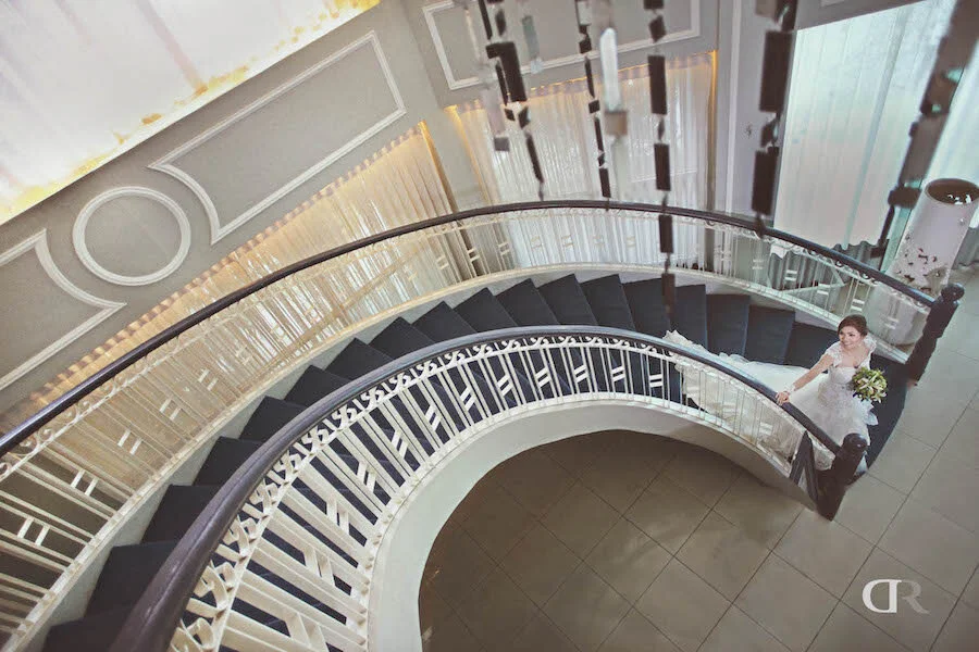 best-wedding-photographer-destination-wedding-los-angeles-st.monica-pre-nup-engagement-wedding-recpetion-church-bride-groom-wedding-photographer-dar-ramos-photographer-portrait-photographer-fashion-vancouver-la-manila116 5D3_980311 fb.jpg