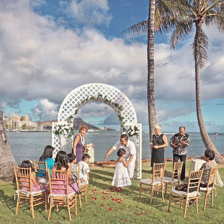 best-wedding-photographer-destination-wedding-hawaii-honolulu-st.monica-pre-nup-engagement-wedding-recpetion-church-bride-groom-wedding-photographer-dar-ramos-photographer-portrait-photographer-fashion-vancouver-la-manila22.jpg