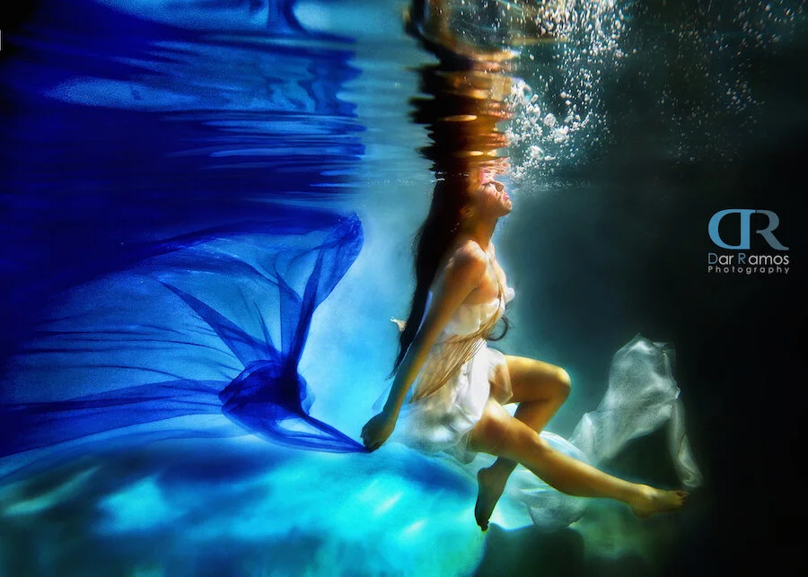 best-wedding-photographer-destination-canada-pre-nup-los-angeles-engagement-wedding-photographer-dar-ramos-photographer-portrait-photographer-vancouver-la-manilaedited fb 5D3_5752.jpg