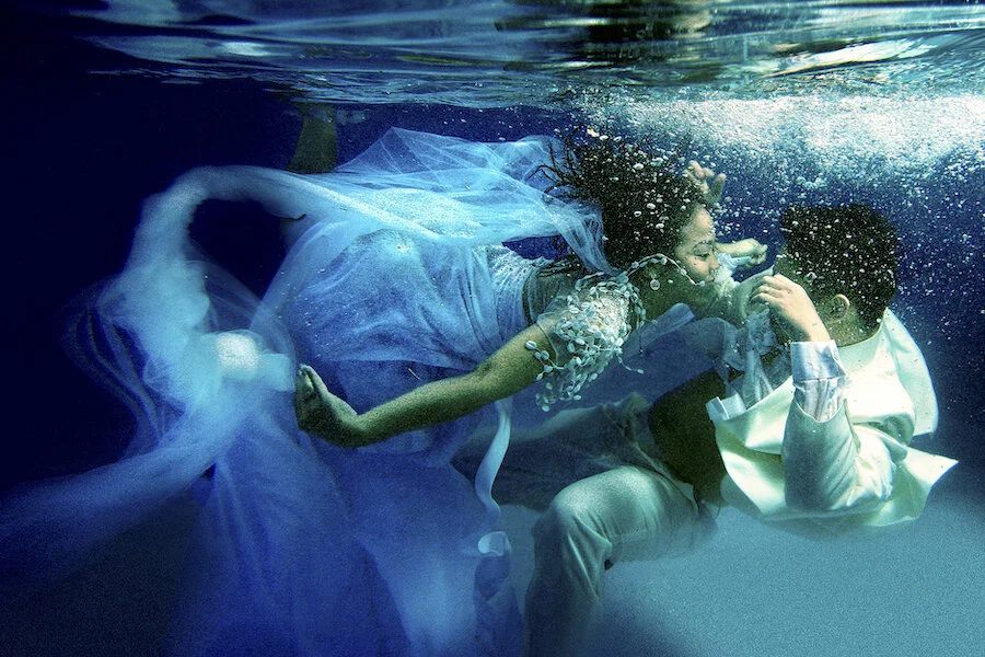 best-wedding-photographer-destination-canada-pre-nup-los-angeles-engagement-wedding-photographer-dar-ramos-photographer-portrait-photographer-vancouver-la-manilalau n neo swim1.jpg