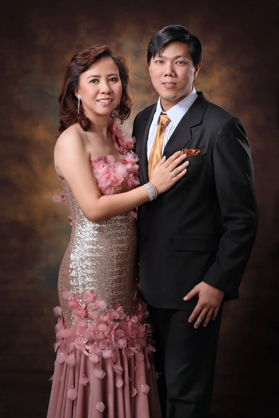 best-portrait-photographer-family-portrait-abs-cbn-wowowie-willie-fpl-studios-los-angeles-engagement-wedding-photographer-dar-ramos-photographer-portrait-wedding-photographer-vancouver-la-manilaIMG_4882 2.JPG
