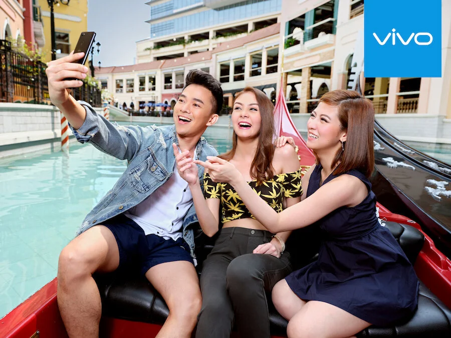 best-advertising-photographer-commercial-photographer-los-angeles-engagement-calle-ruega-photographer-dar-ramos-photographer-portrait-photographer-vancouver-la-manilae 2nd with vivo logo DSCF0439.jpg