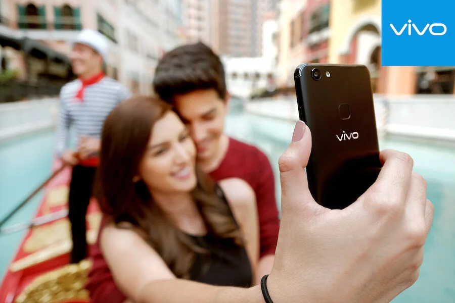 best-advertising-photographer-commercial-photographer-los-angeles-engagement-calle-ruega-photographer-dar-ramos-photographer-portrait-photographer-vancouver-la-manilae 2nd with vivo logo DSCF5509.jpg