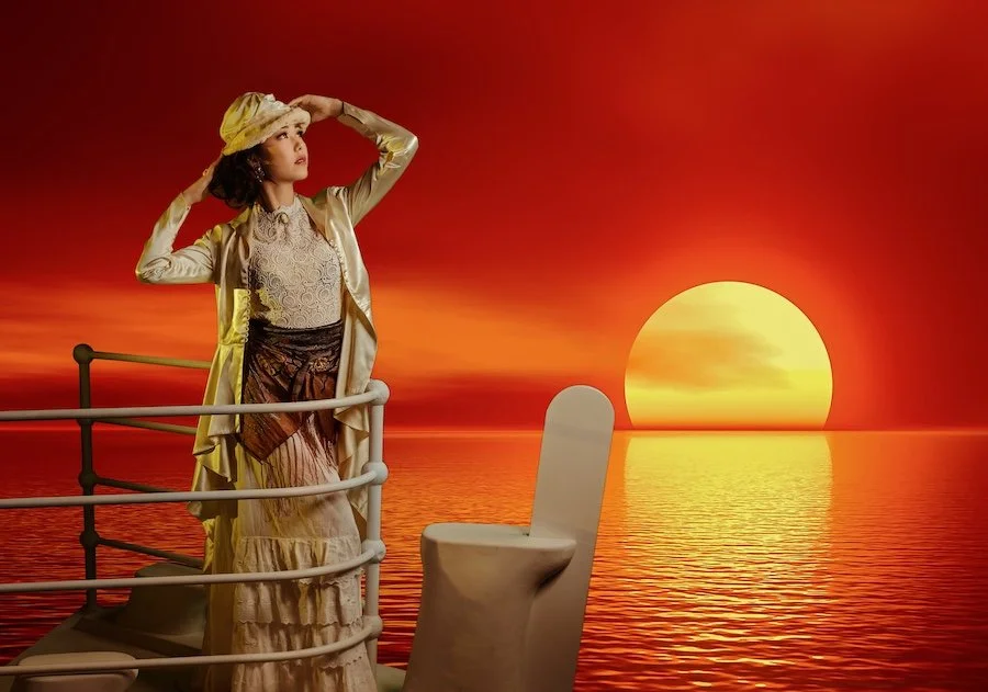 25 titanic ships bow 1 final.jpg