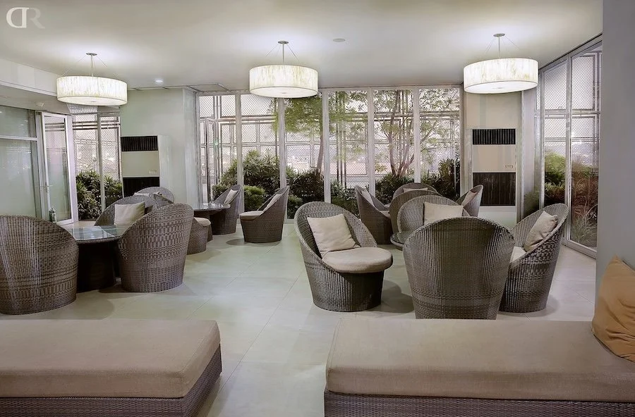 dar-ramos-photography-interior-photography-architectural-photography--calgary-fashion-photographer-bc20160109_0302.jpgfinal 5D3_0308.jpg