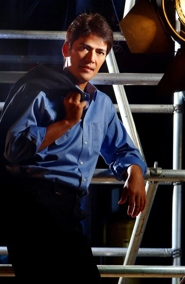 dar-ramos-photography-corporate-portrait-studio-lifestlye-photography--calgary-fashion-photographer-bc20160109_0302.jpgvic sotto.jpg