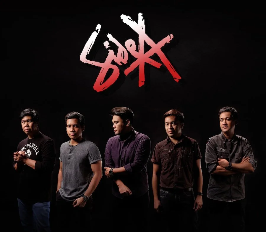 dar-ramos-photography-corporate-portrait-studio-lifestlye-photography--calgary-fashion-photographer-bc20160109_0302.jpgside a poster final4.jpg